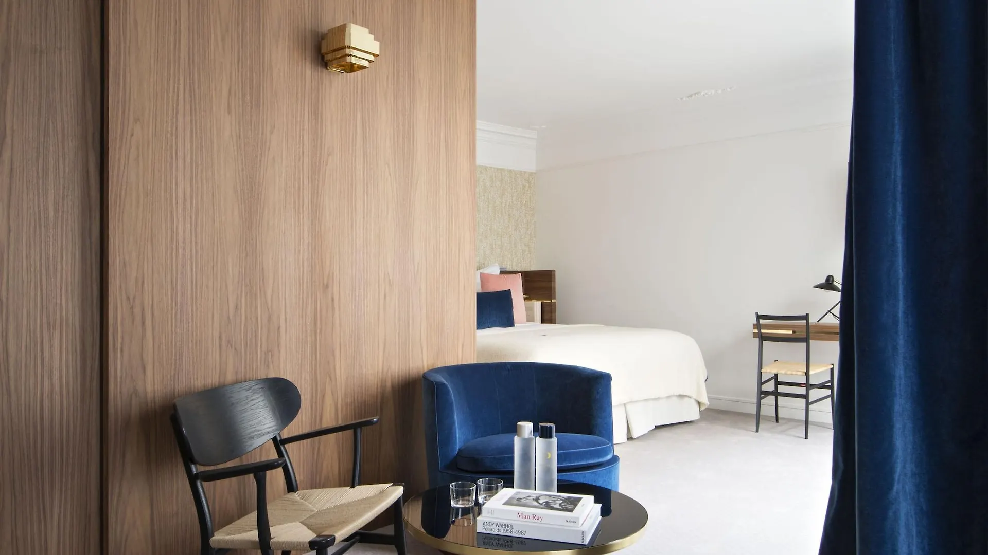 Parister Piscine & Hotel 5*