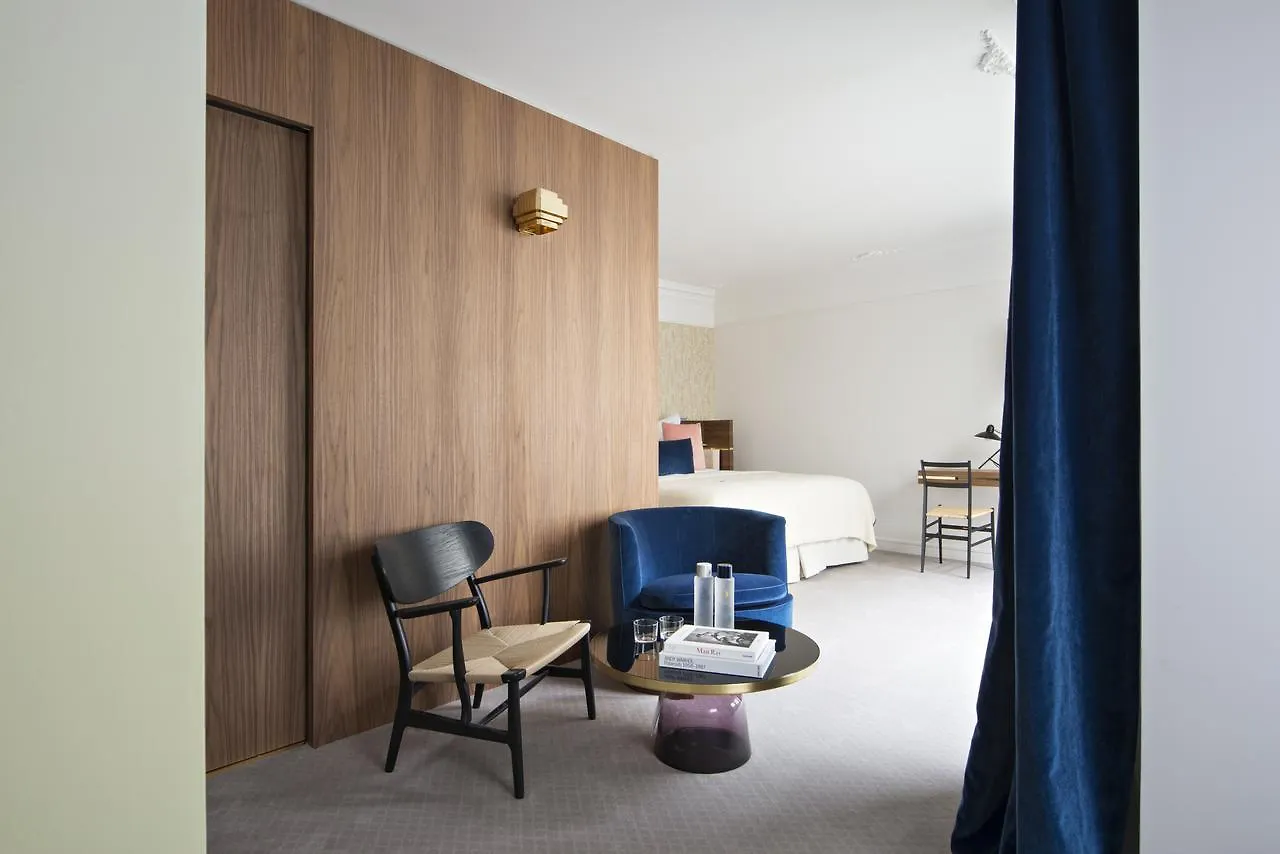 Parister Piscine & 5* Paris